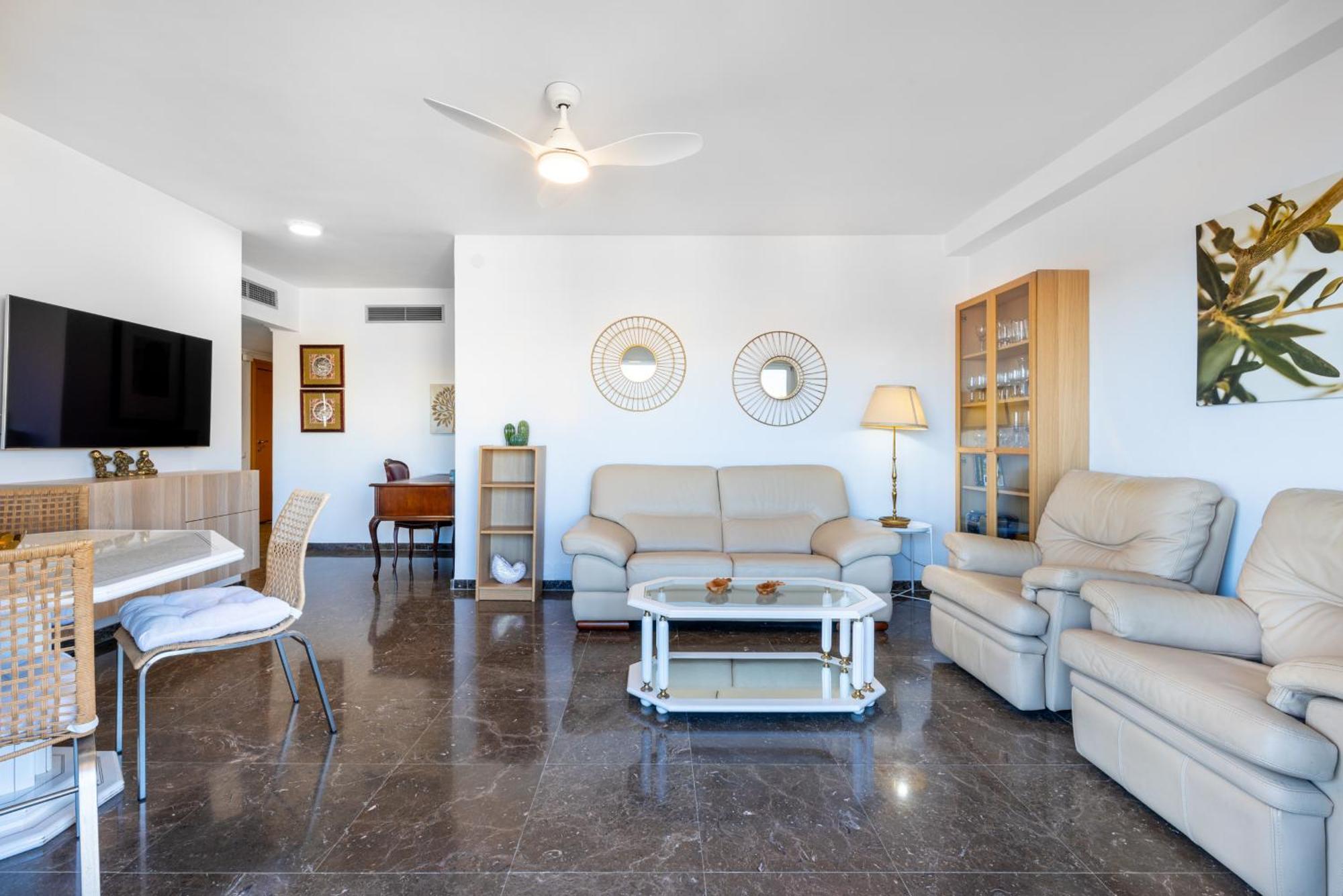 Apartment La Carihuela Beachfront Ii - Comfort, Style & Sea Views