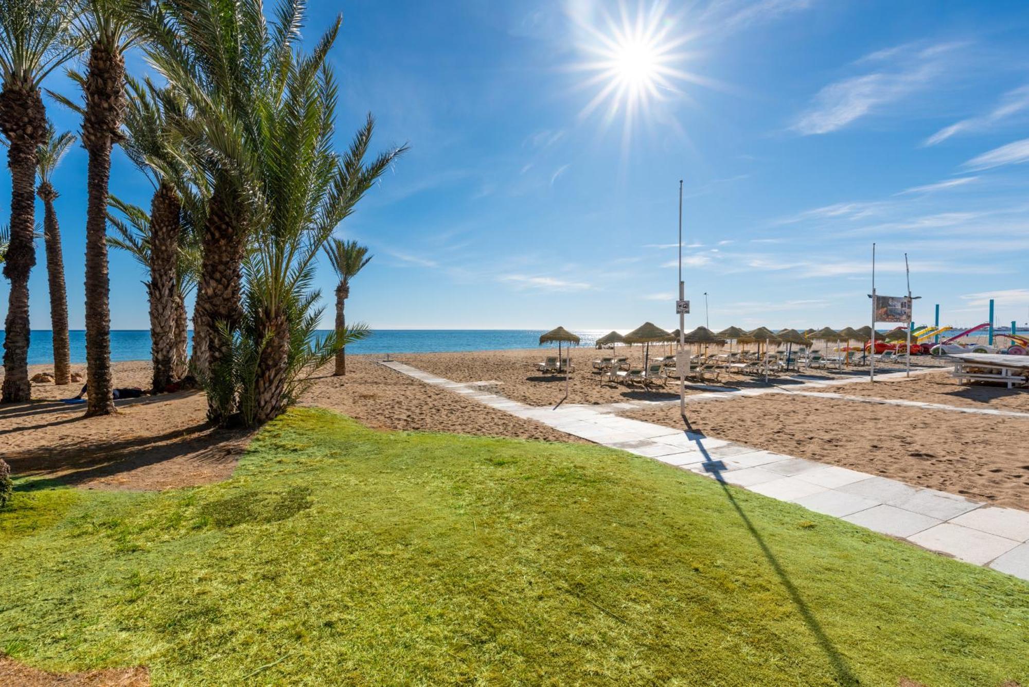 Apartment La Carihuela Beachfront Ii - Comfort, Style & Sea Views *